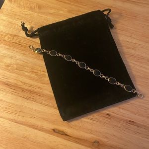 Gorgoeus 14k scarab onyx bracelet